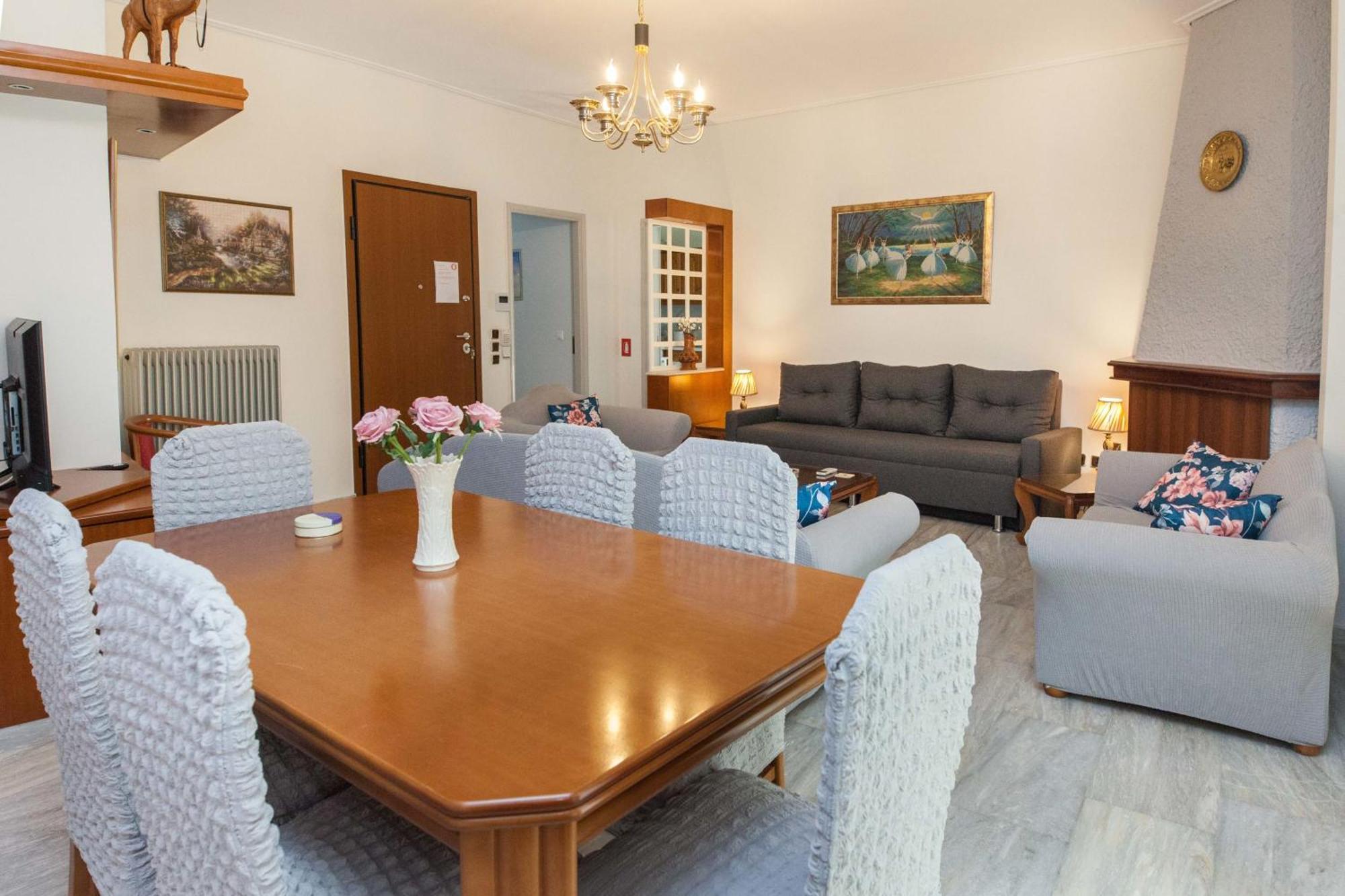 Classical 2 Bd Beauty Apt In Peaceful Chalandri Athens Exterior photo