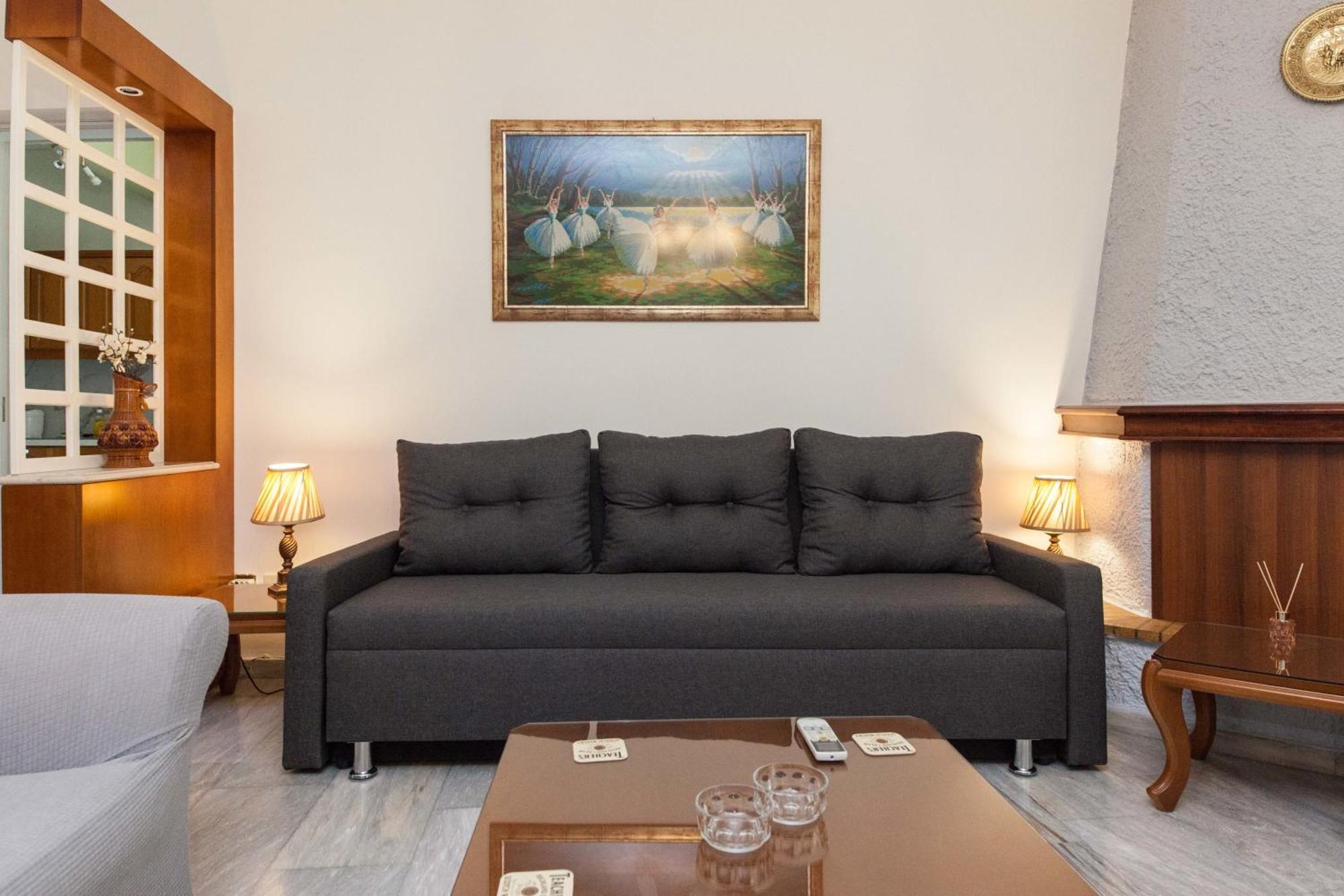 Classical 2 Bd Beauty Apt In Peaceful Chalandri Athens Exterior photo